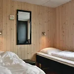 Дом отдыха Front In With Sauna