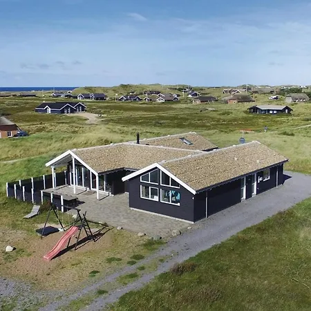 Stunning In With House A Panoramic View