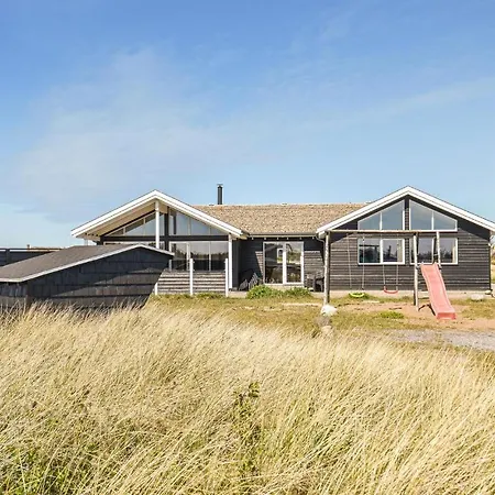 Holiday home Front In With Sauna *