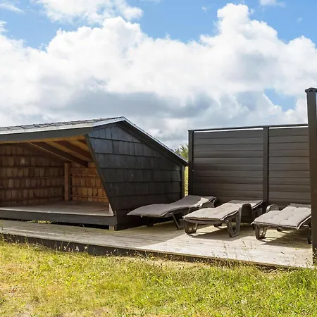Front In With Sauna * Ringkobing