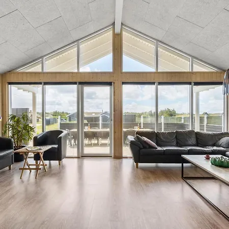 Ferienhaus Stunning In With House A Panoramic View